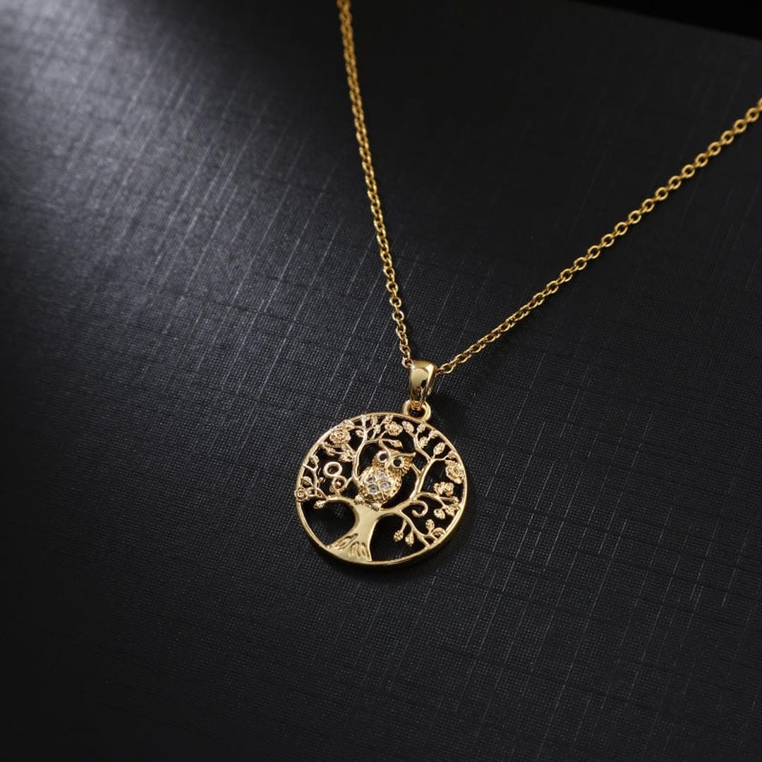 Zlatý náhrdelník so sovou a zirkónmi