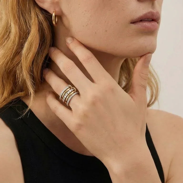 Bellerose dvojfarebný vrstvený diamantový prsteň
