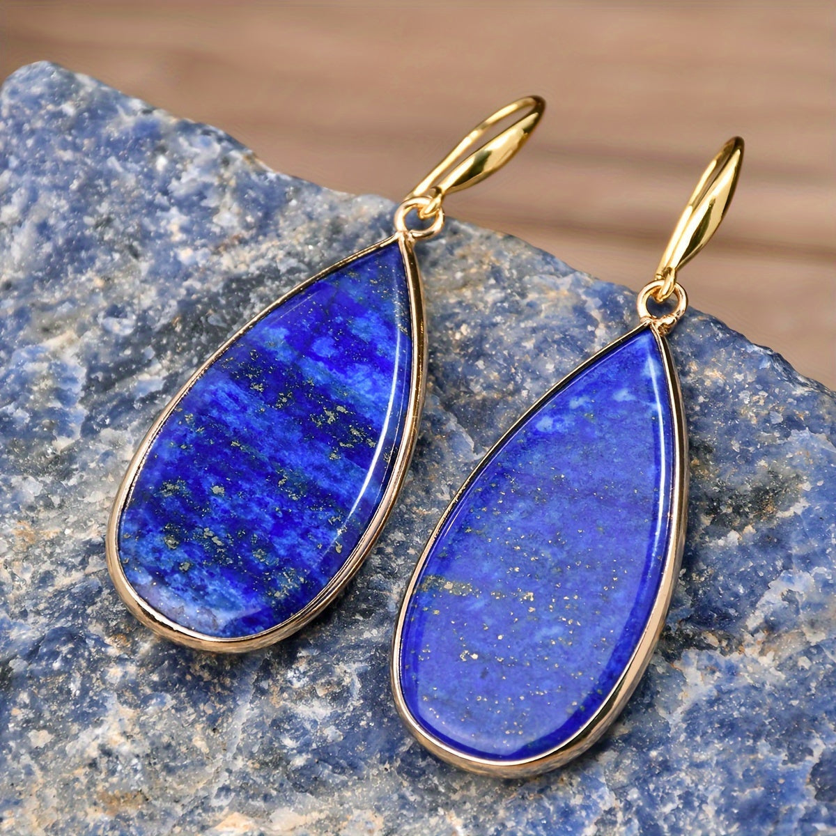 Vintage univerzálne náušnice z lapis lazuli
