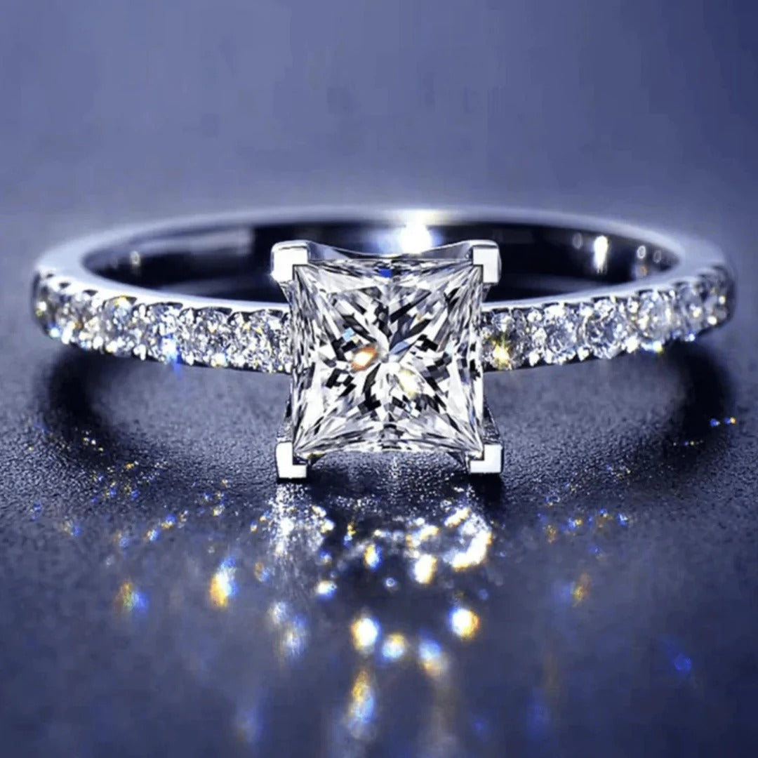 Prsteň Caliope princess cut