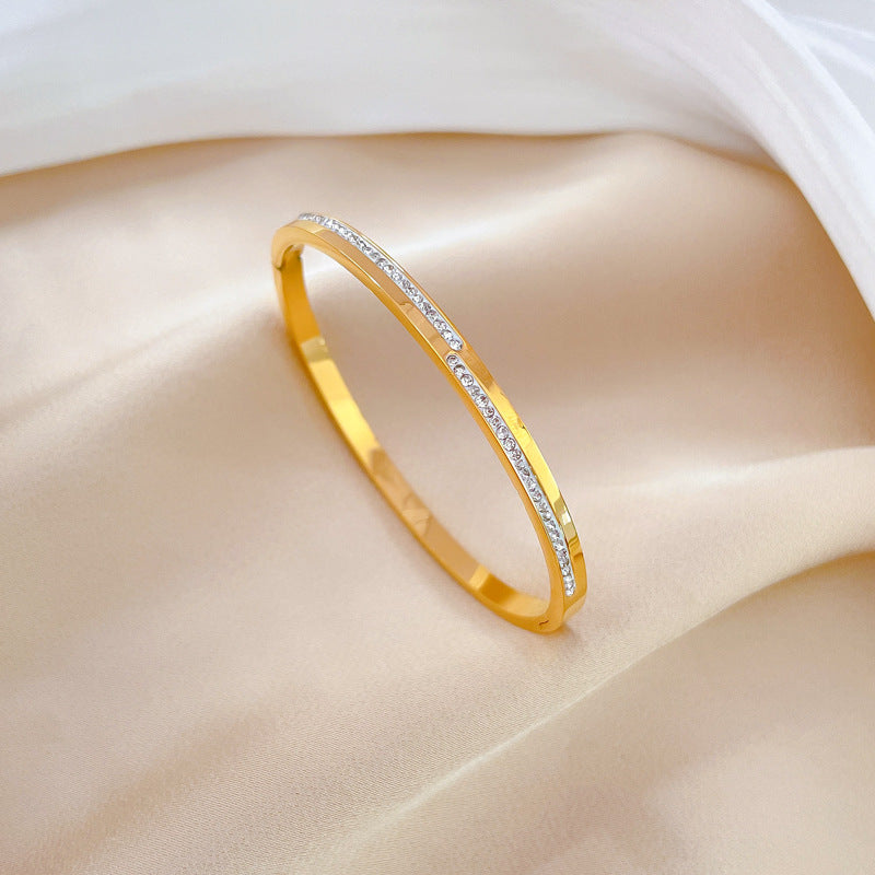 Aera krištolas auksinis bangle