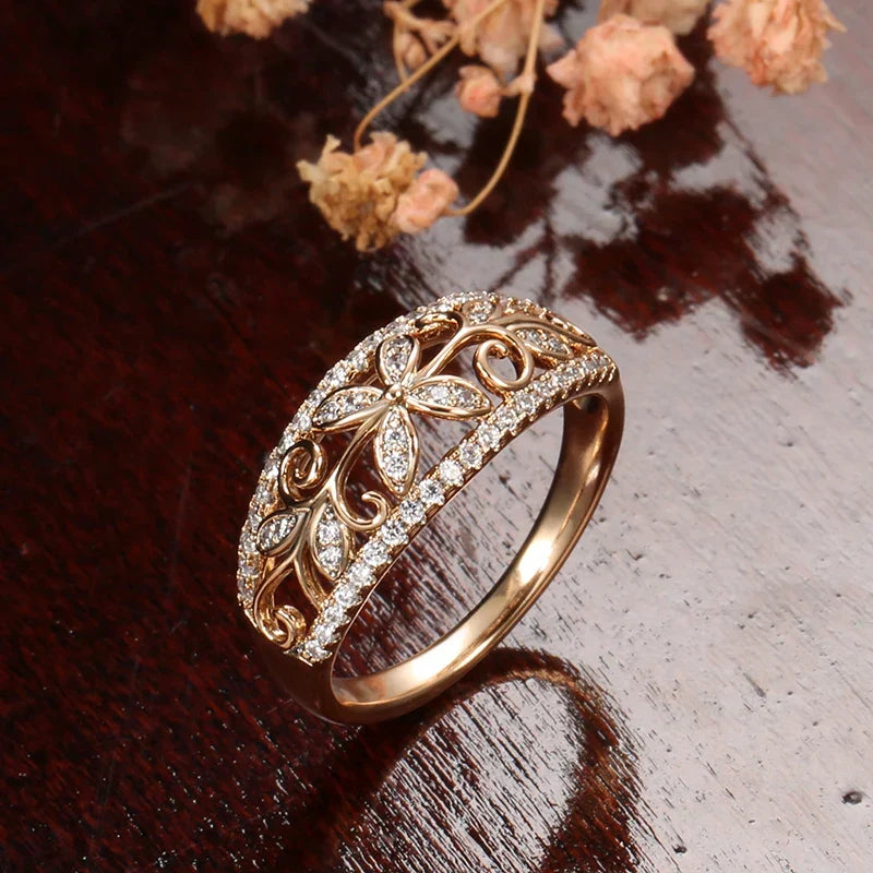 Vintage kvetinový filigránový prsteň s perlami