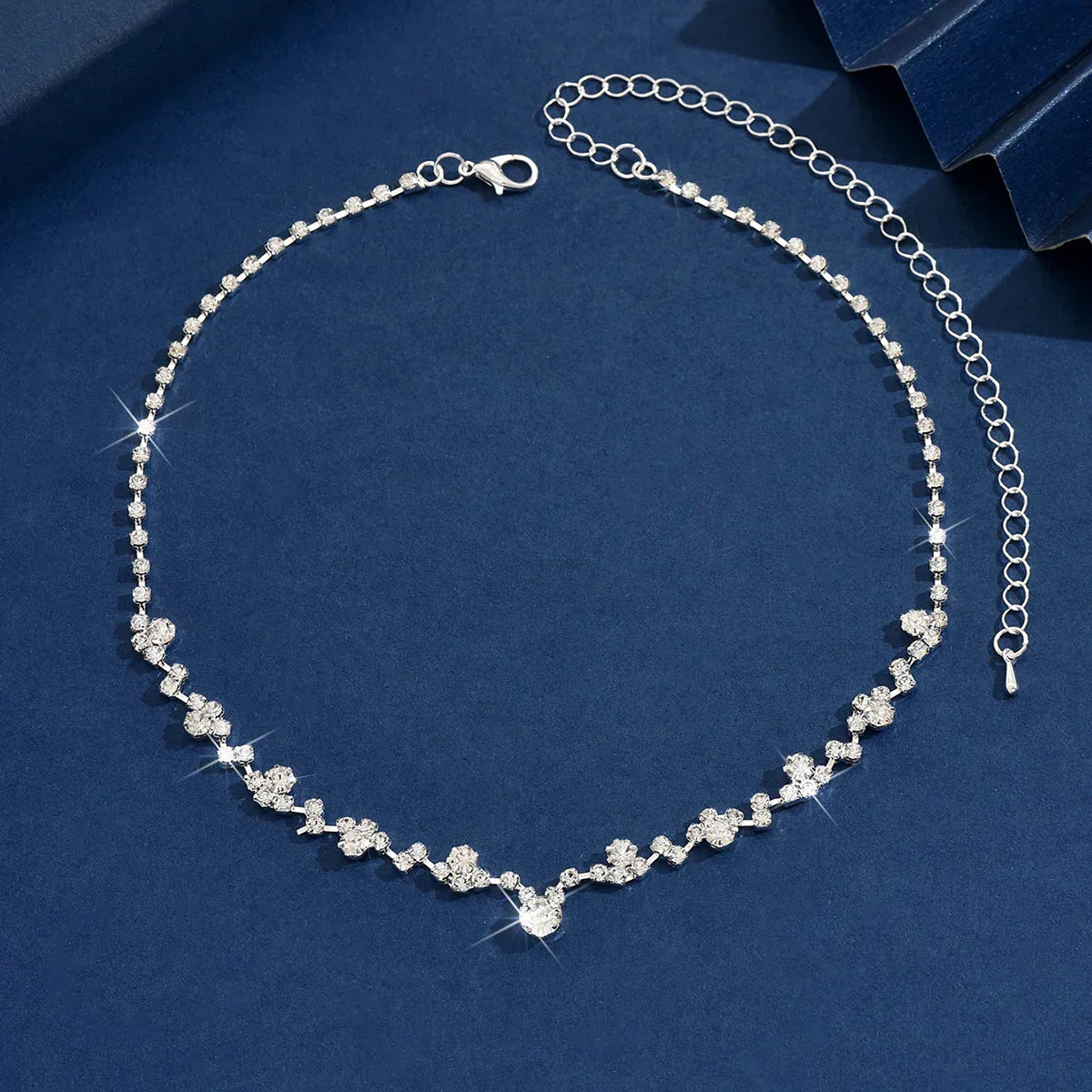Elegantná svadobná retiazka s diamantmi