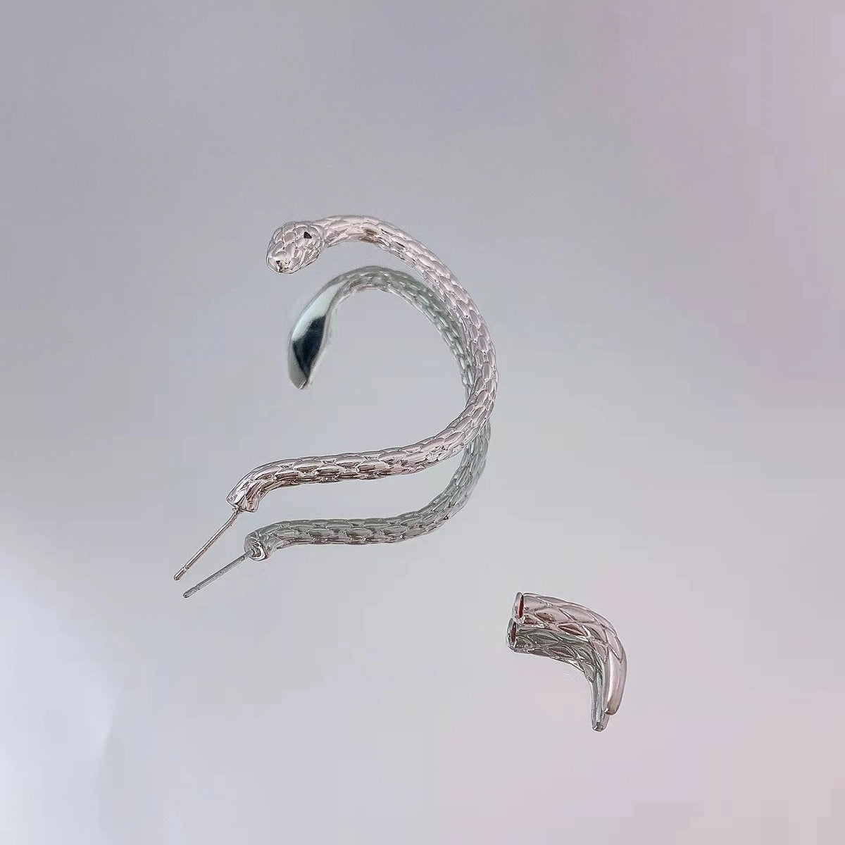 Slytherin earcuff auskarai