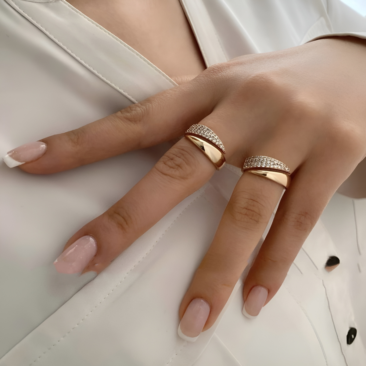 Julie | Elegantný nebeský kvet
